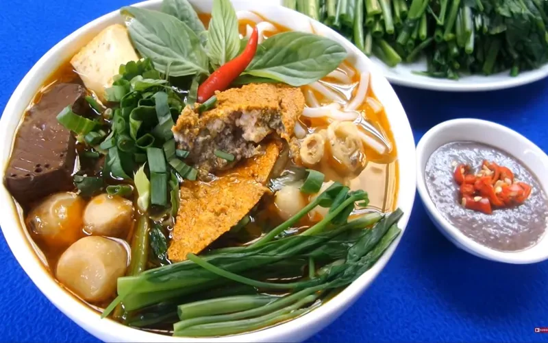 Bí quyết làm canh bún thơm ngon, thèm thuồng