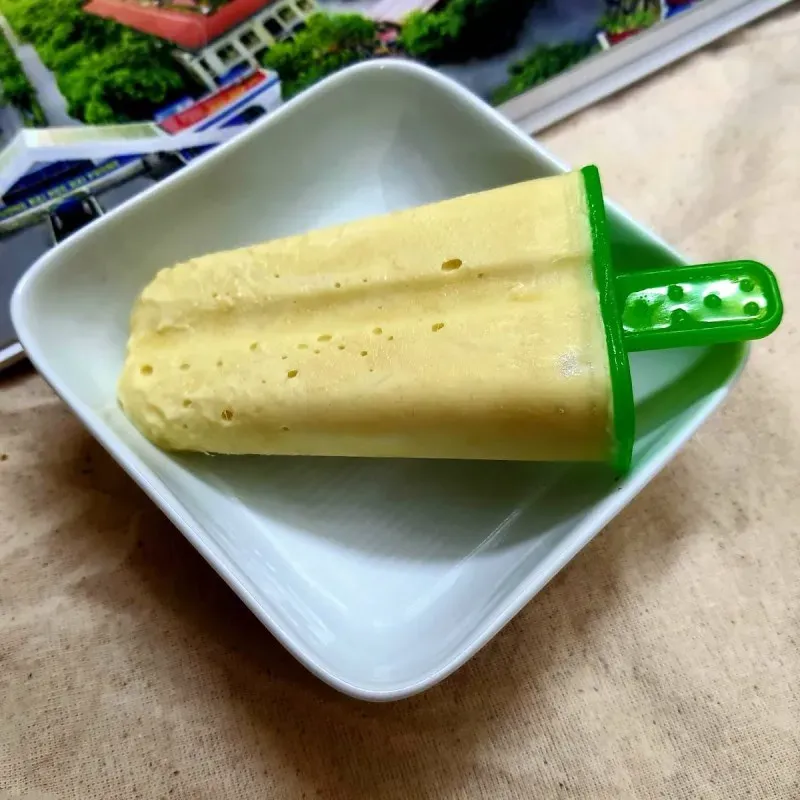 Cách làm kem sầu riêng sữa dừa thơm ngon béo ngọt giải nhiệt mùa hè