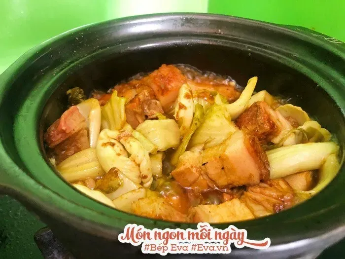 Cách làm món thịt heo quay rim mặn ngọt lạ miệng, ngon cơm