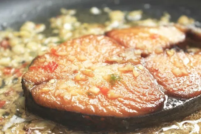 Cách làm món xôi cá rô phi ngon lành cho bữa sáng