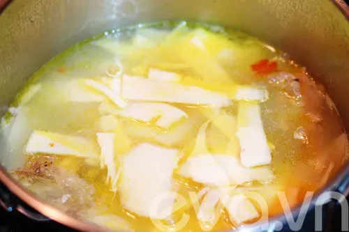 Cách nấu canh cá măng chua chuẩn ngon cho bữa tối mát mẻ