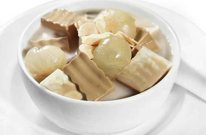 Cách Nấu Chè Khúc Bạch Bằng Gelatin, Bằng Bột Rau Câu