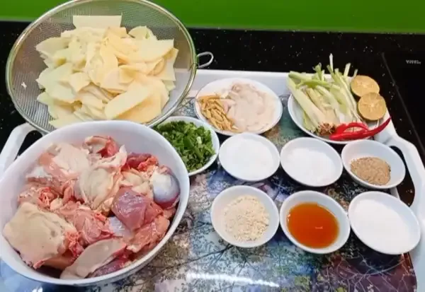 Cách Nấu Lẩu Vịt Măng Cay Thơm Ngon “Ăn Là Ghiền”