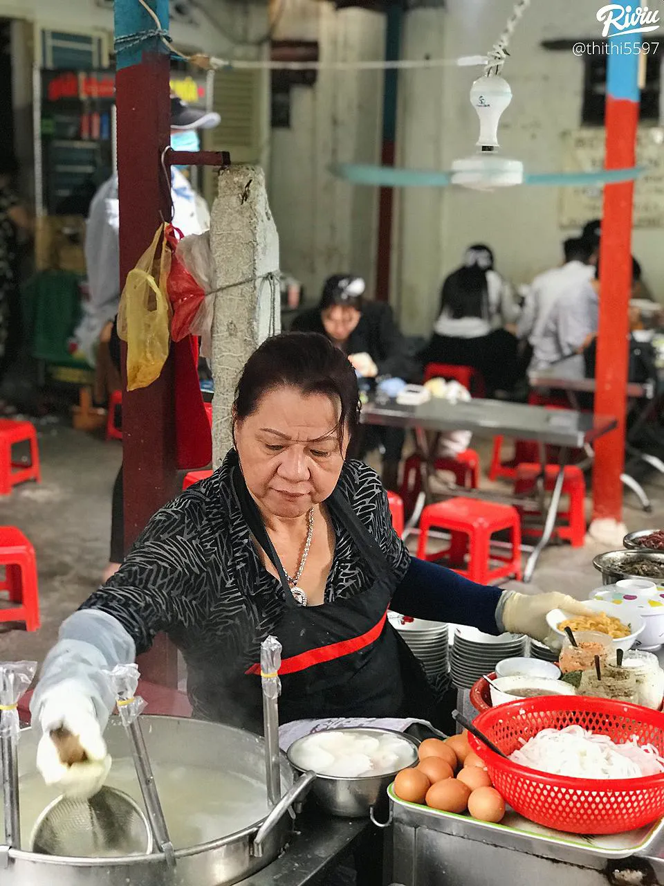 “Càn quét” quán ăn Sài Gòn với những món ngon tuyệt đỉnh