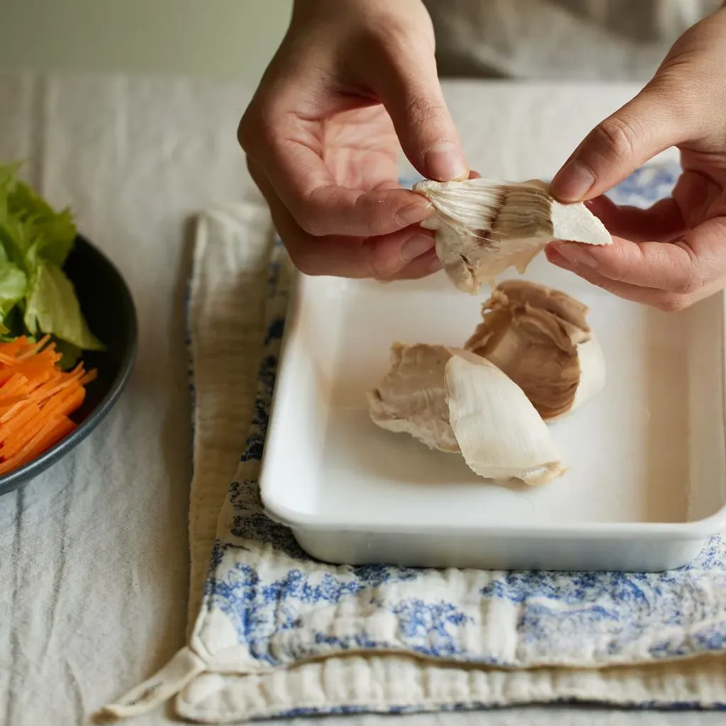 Công thức làm món salad ức gà giòn ngon chuẩn nhà hàng