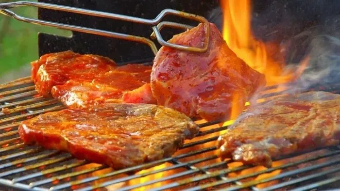 Cuối tuần làm bò nướng BBQ với công thức ướp siêu đỉnh, đậm đà, thịt mềm ngọt ngon xuất sắc