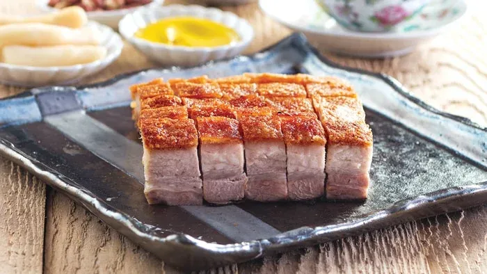 Hướng Dẫn Cách Làm Thịt Ba Rọi Chiên Giòn Sốt Mắm Tỏi & Sốt Thái