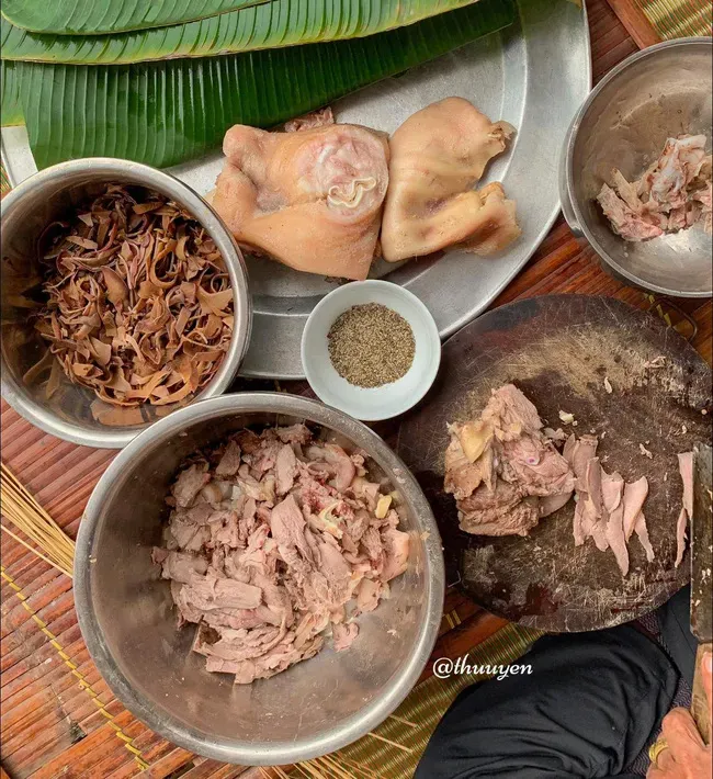 Khám phá bữa cơm “tiến vua” độc đáo ở Sài Gòn