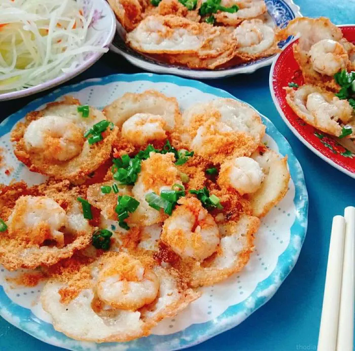 Làm một chuyến food tour “no căng bụng” ở chợ Bà Chiểu