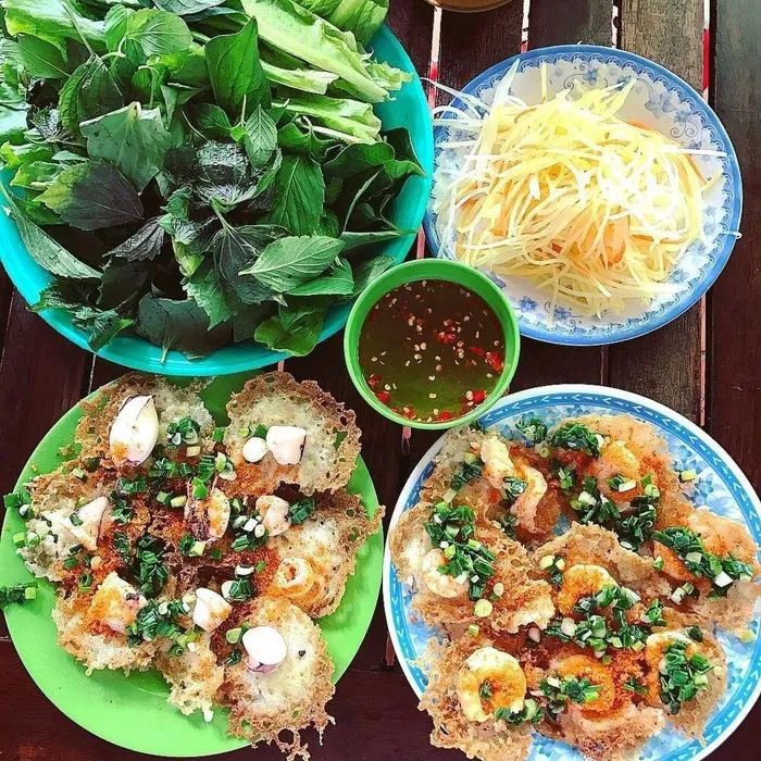 Làm một chuyến food tour “no căng bụng” ở chợ Bà Chiểu