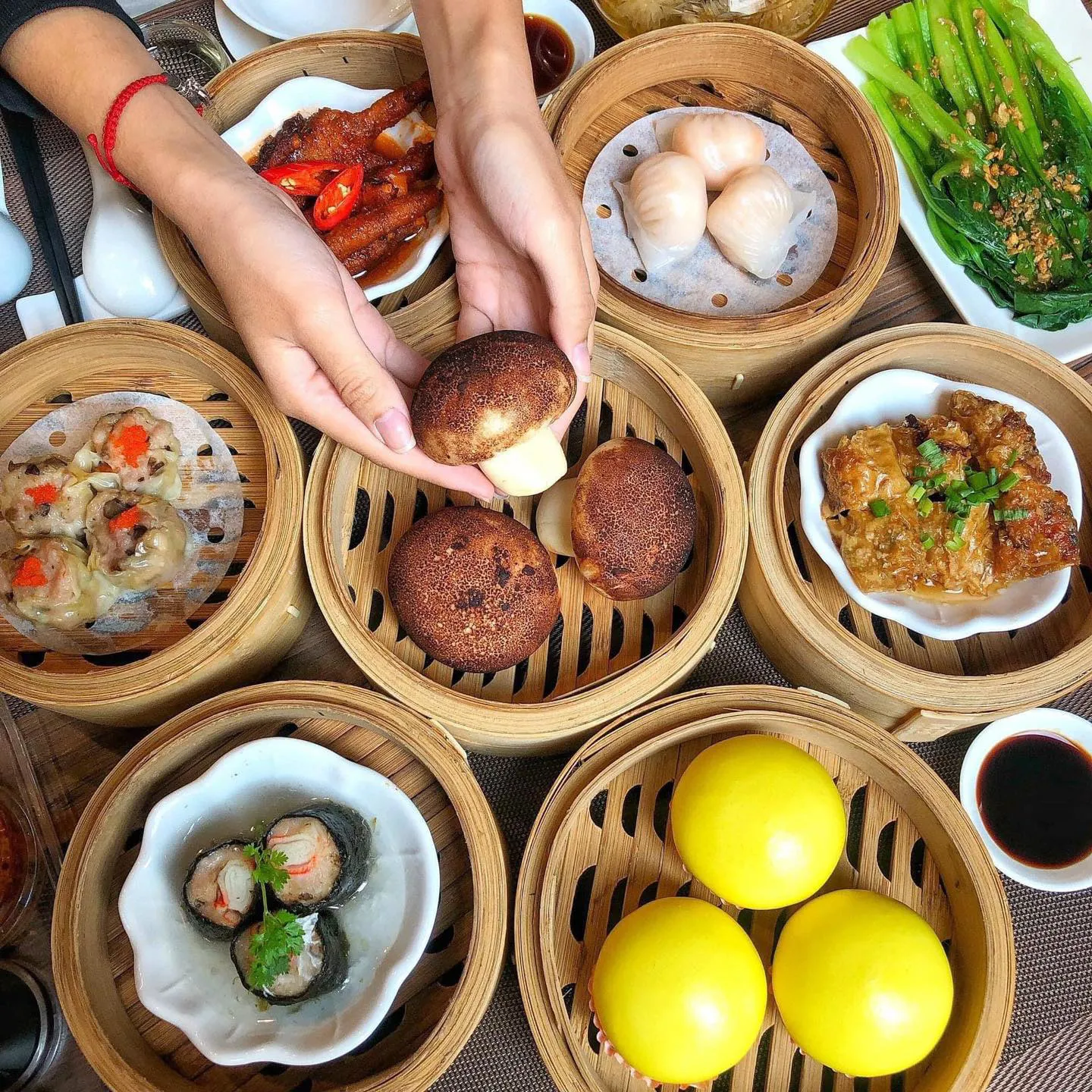 Nhà hàng Hotrock – Nhà hàng buffet hải sản ngon trứ danh Hà Thành