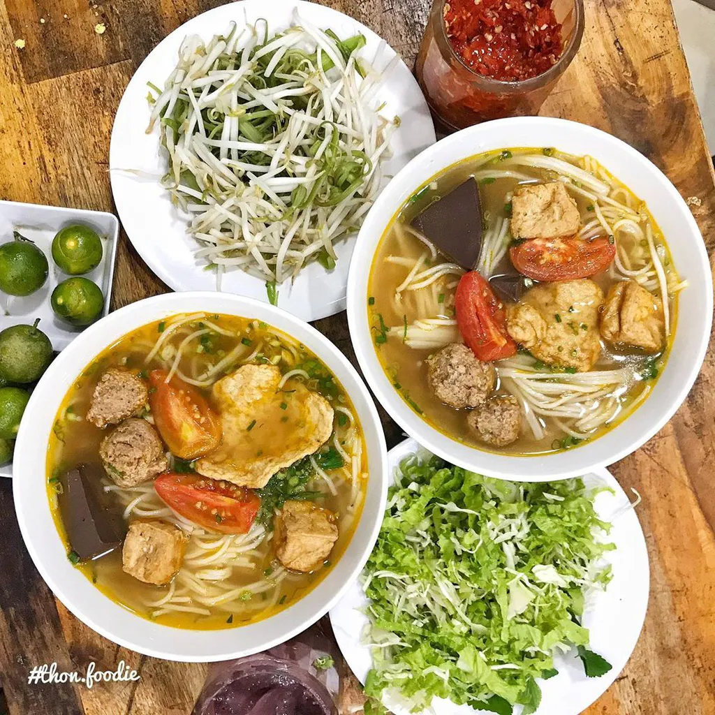 3 quán bún riêu ngon ở TP.HCM