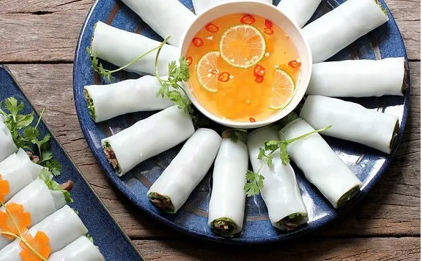 5 món cuốn tuyệt ngon, ‘mát rười rượi’ đổi vị cho ngày nghỉ lễ ở nhà