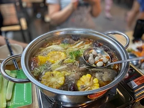 7 món ăn nóng hổi cho ngày đầu đông Hà Nội