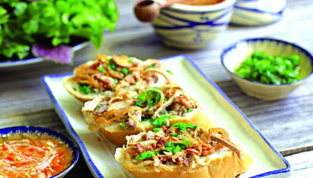 7 món ngon làm từ bánh mì thừa