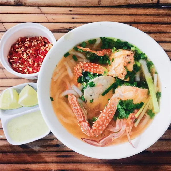 Bánh canh Nam Phổ – Món quà Huế thơm ngon lạ miệng