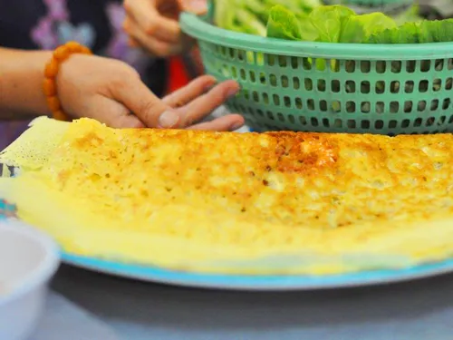 Bánh Martabak: Món “bánh xèo” đa vị của Indonesia