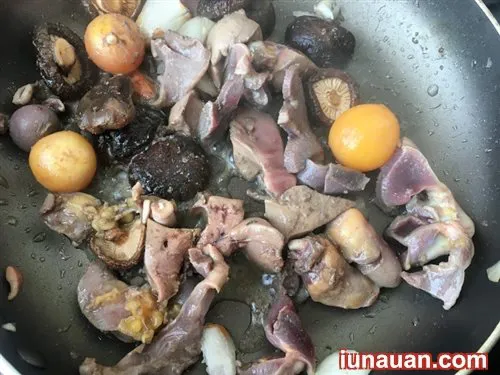 Bí kíp nấu món miến lòng mề gà trứng non ngon chuẩn nhất