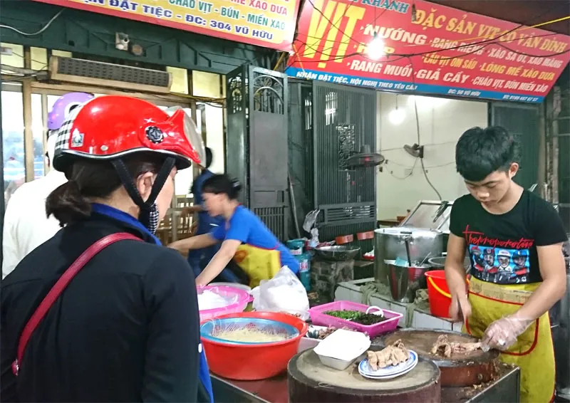 Bí quyết làm bánh tôm Hồ Tây