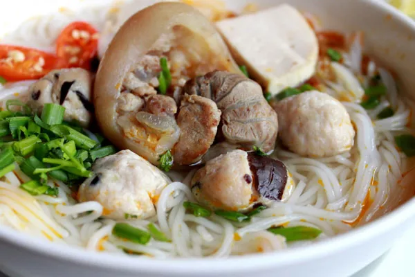 Bún giò heo