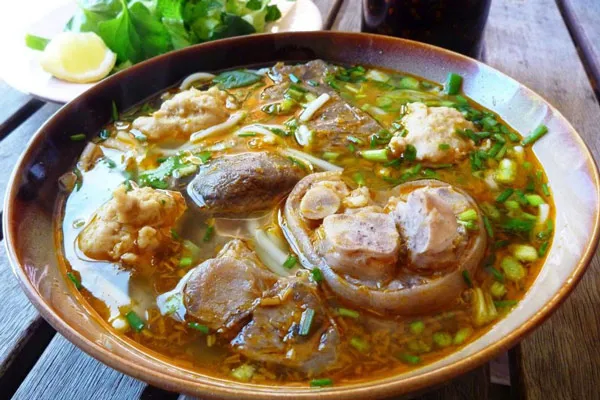 Bún giò heo