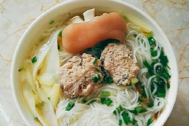 Bún mọc móng giò thơm ngon