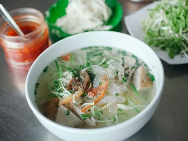 Bún sứa Quy Nhơn – Đặc sản quên lối về của xứ Nẫu