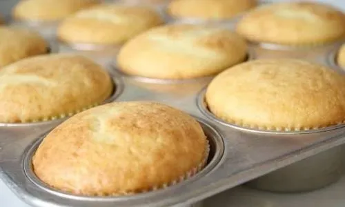 Cách làm bánh muffin chuối nướng xinh xinh thơm phức