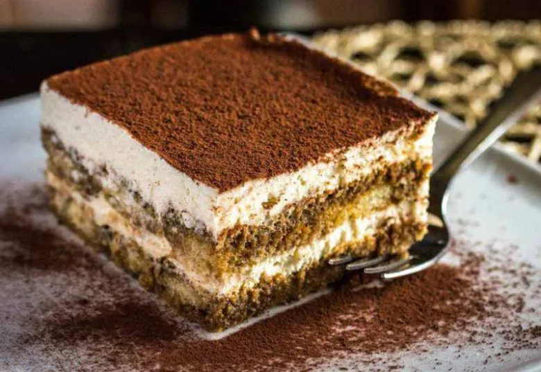 Cách làm bánh tiramisu chuẩn Ý bằng mascarpone đơn giản tại nhà