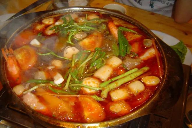 Cách làm lẩu thái chua cay hải sản, thập cẩm, tomyum, cốt dừa ngon