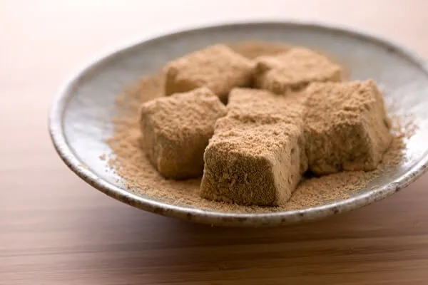 Cách làm warabi mochi Nhật Bản thơm ngon khó cưỡng