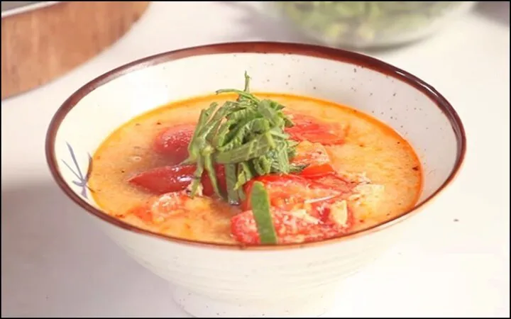 Cách nấu canh chua tôm ngon chuẩn vị Nam Bộ
