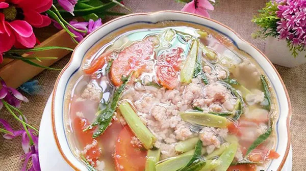 Cách nấu canh sấu thịt băm rau rút chua mát