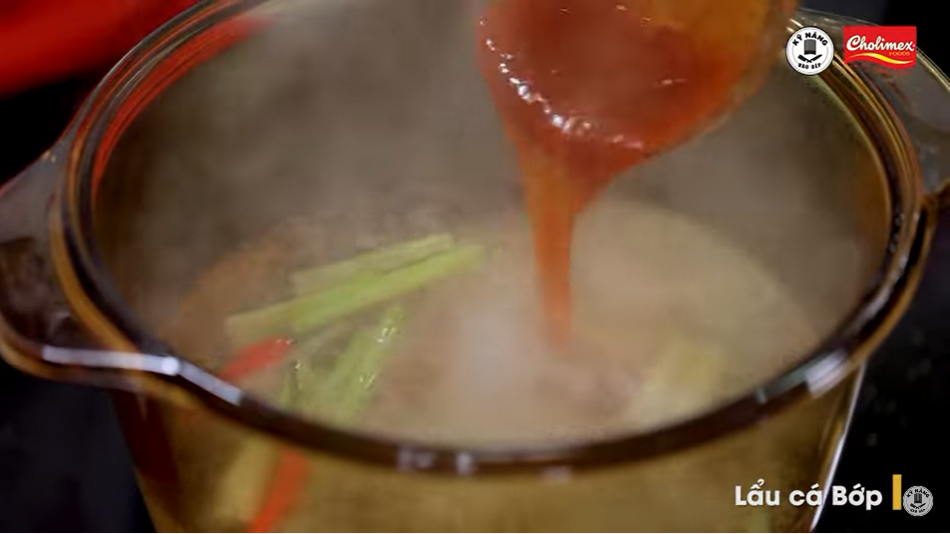 Cách nấu Lẩu Cá Bóp Chua cay ngon – Không bị tanh