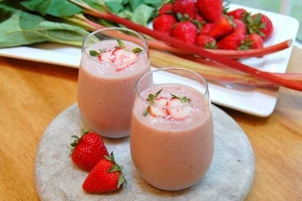 Cách pha chế 9 loại smoothies trái cây thơm ngon, hấp dẫn