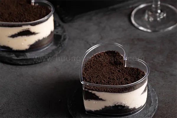 Cuối tuần mẹ làm bánh tiramisu trà xanh matcha đảm bảo bé yêu thích mê chén tì tì