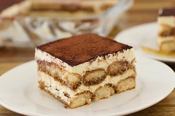 Cuối tuần mẹ làm bánh tiramisu trà xanh matcha đảm bảo bé yêu thích mê chén tì tì