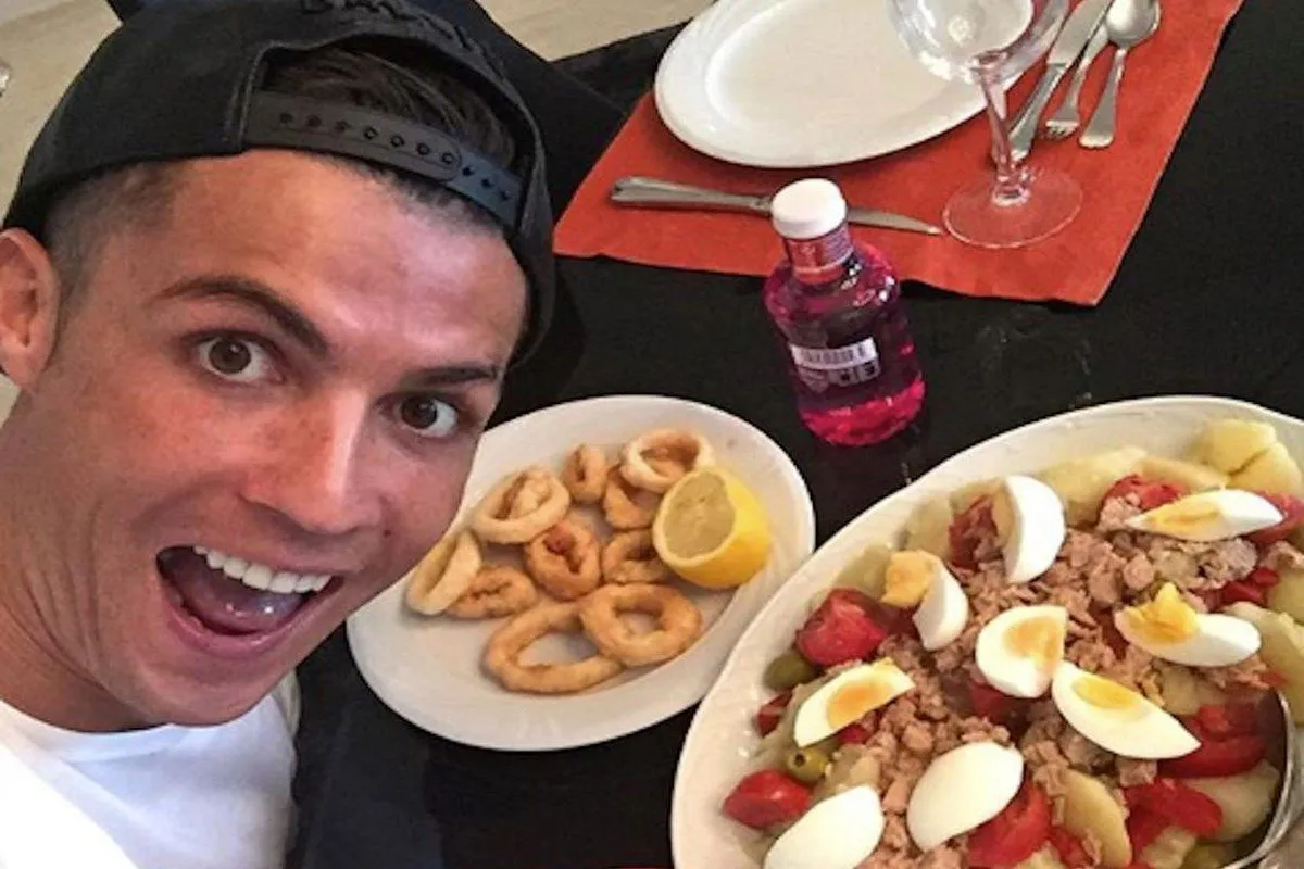 Đâu là món ăn yêu thích của Ronaldo?