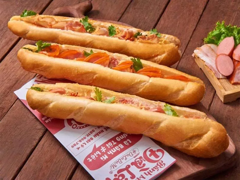 Độc đáo 11 Món Bánh Mì Ngon Mê Mẩn ở Quy Nhơn