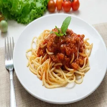 Hướng dẫn cách làm spaghetti ngon hấp dẫn đậm hương vị của Ý