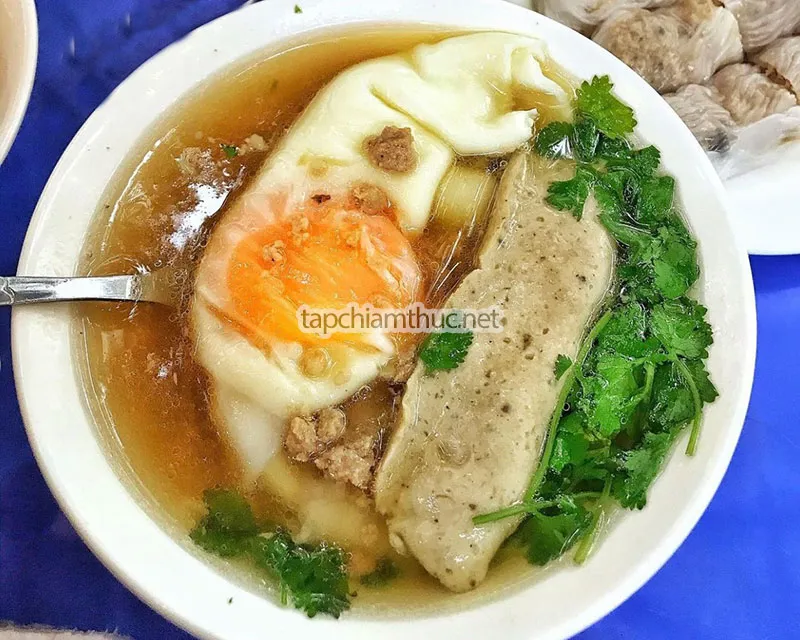 Mê mẩn món bánh cuốn canh đặc sản Cao Bằng