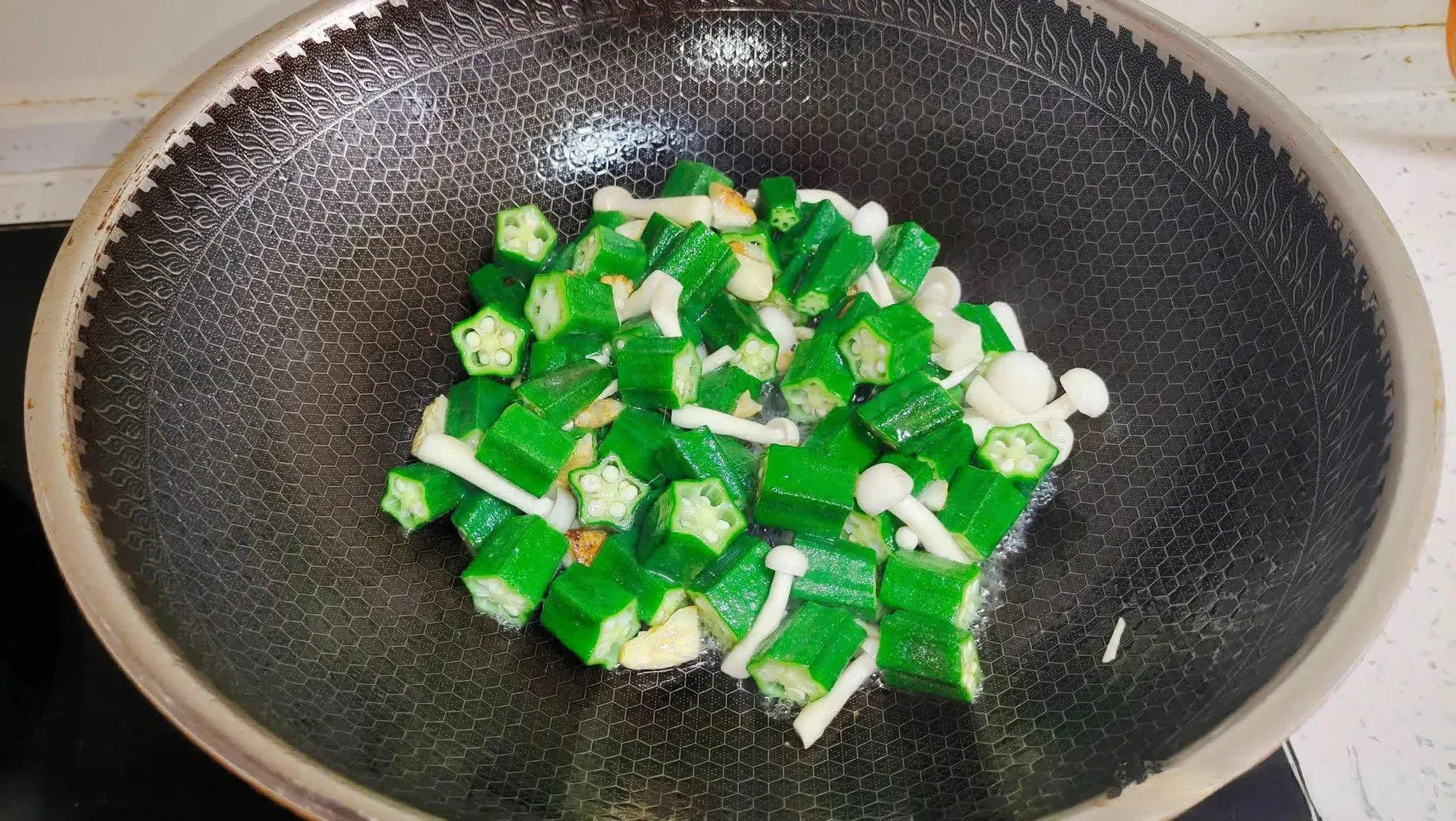 Mệnh danh là “nhân sâm xanh” và có lượng axit folic gấp 15 lần củ cải: Chỉ cần xào đơn giản thế này vừa ngon lại bổ dưỡng