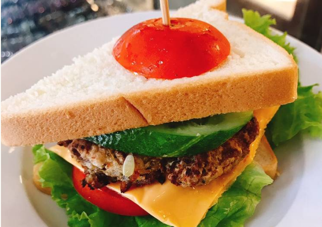 Món bánh sandwich đủ chất cho bữa sáng