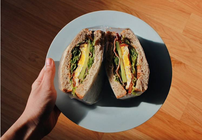 Món bánh sandwich đủ chất cho bữa sáng