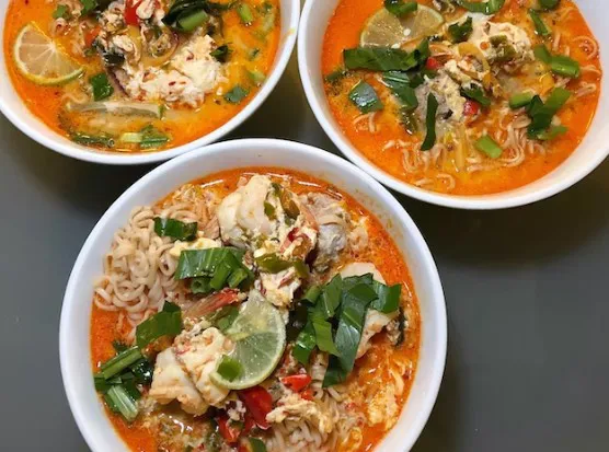 Món ngon cuối tuần: Lạ miệng với bún cá Tom Yum