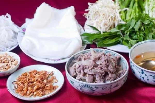 Phở cuốn Hà Nội – Tinh túy ẩm thực đất Kinh Kỳ