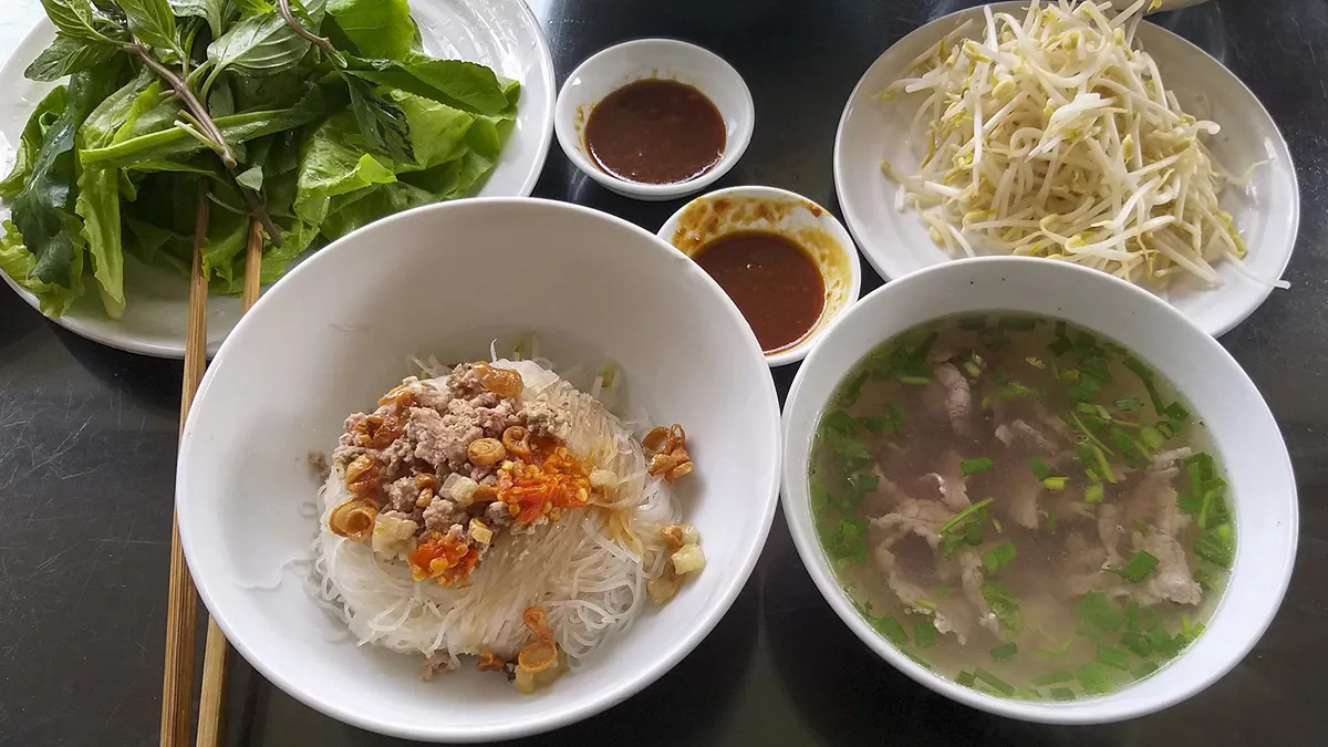 Phở khô Gia Lai – thơm ngon trong từng hương vị