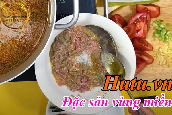 Sáng cuối tuần, đãi cả nhà bún riêu cua ‘homemade’ chuẩn vị, ngon miễn chê