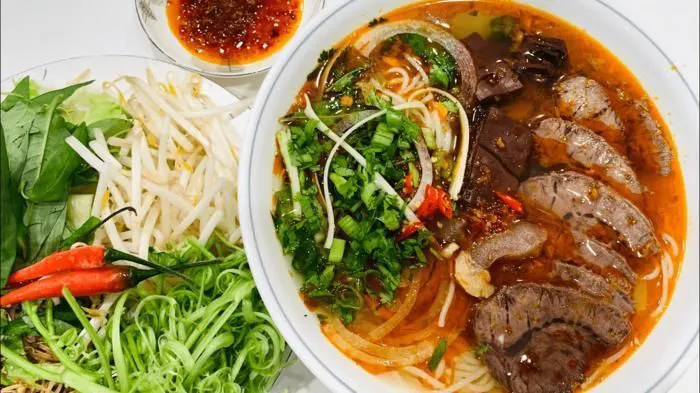 Tổng hợp 05 quán bún bò Quy Nhơn ngon chất lượng giá từ bình dân đến thượng hạng