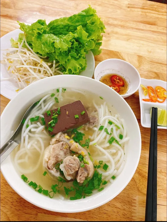 Về Tây Ninh vương vấn mãi bánh canh Trảng Bàng